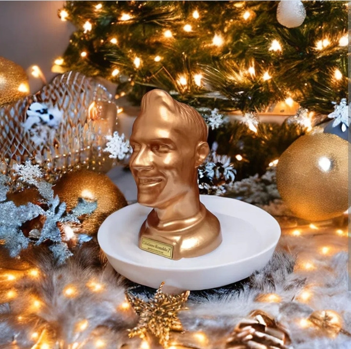 تندیس رونالدو