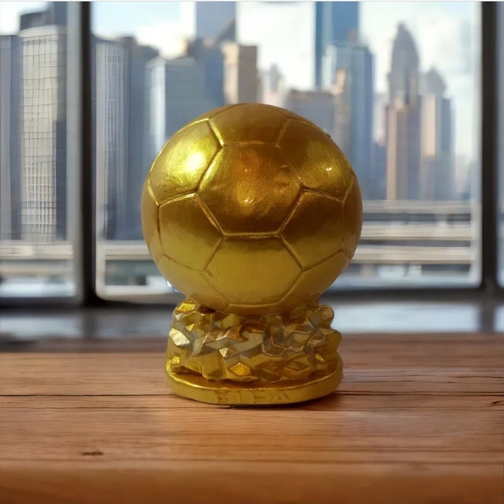 توپ طلا سایز اصلی