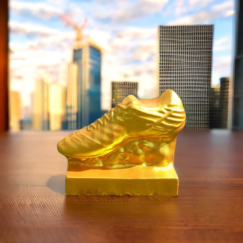 کفش طلا دکوری